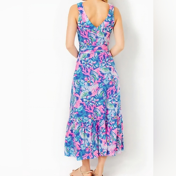 Lilly Pulitzer NWOT Madsen V-Neck Blue Tang Sitting Seaside Midi Dress - Picture 2 of 6